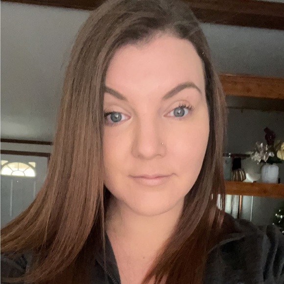 Meet your Posher, Shyann - Picture 1 of 1